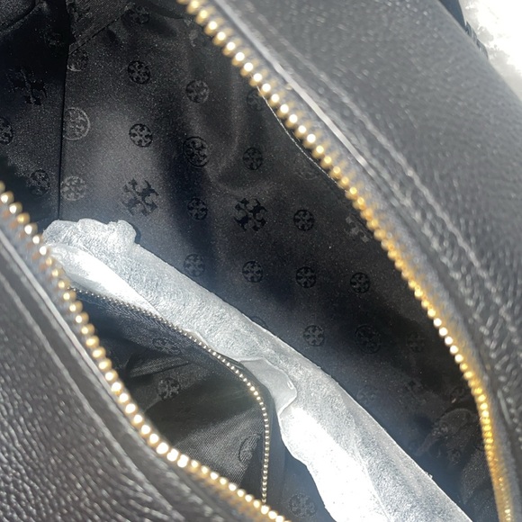 Tory Burch Thea Slouchy Tote - Picture 5 of 11